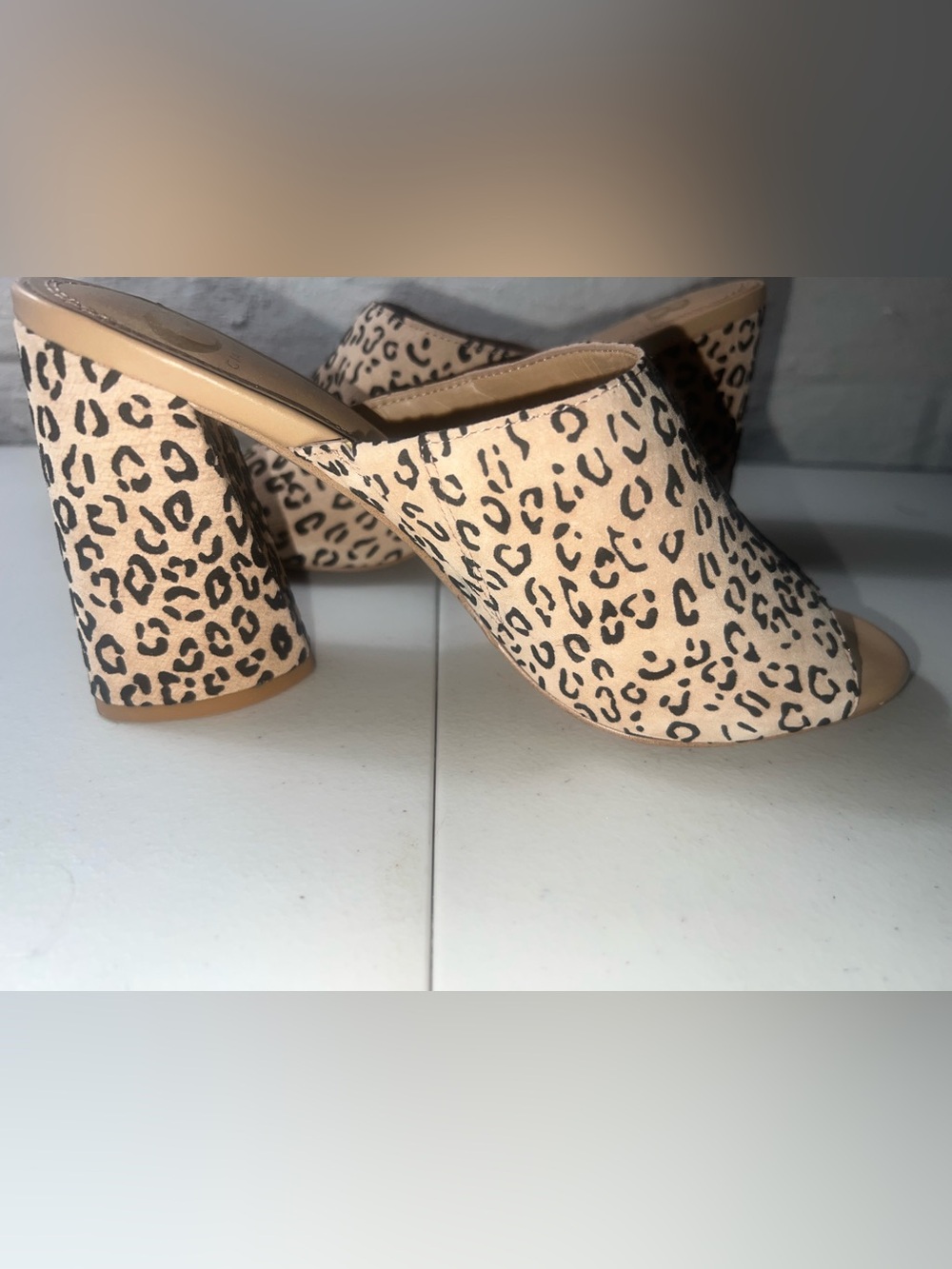 GB Gianni Bini Leopard Print Open Toe Heeled Mules Sandal Slides - Size 8 NWOB - Picture 8 of 9